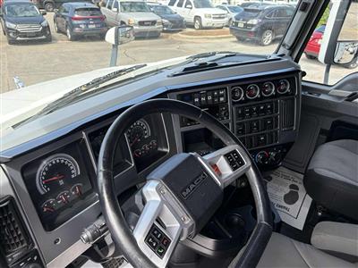 2022 Mack AN64T