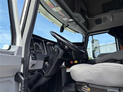 2022 Mack AN64T