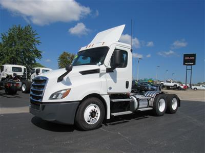 2021 Freightliner Cascadia Day Cab