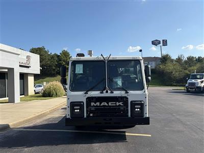 2026 Mack LR64