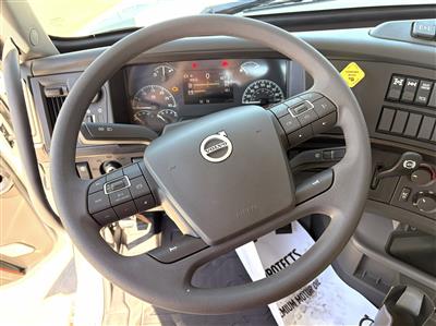 2027 Volvo VHD64F300