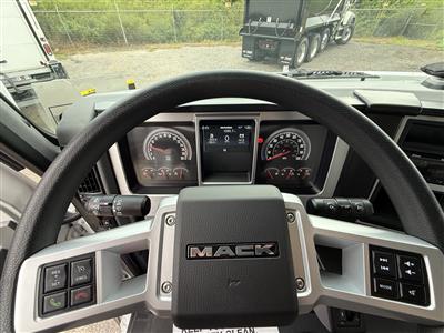 2026 Mack MD6 42R