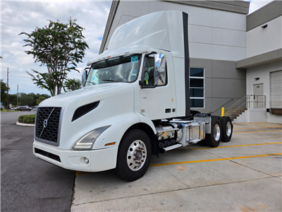 2019 Volvo VNR64T300