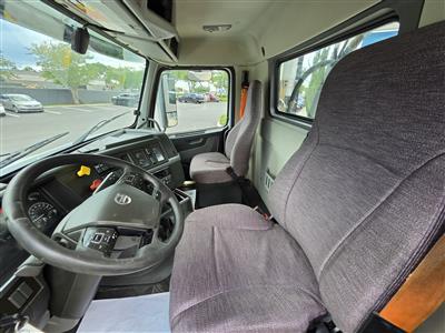 2019 Volvo VNR64T300