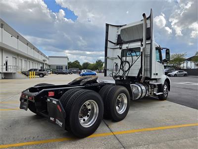 2019 Volvo VNR64T300