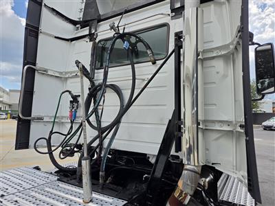 2019 Volvo VNR64T300