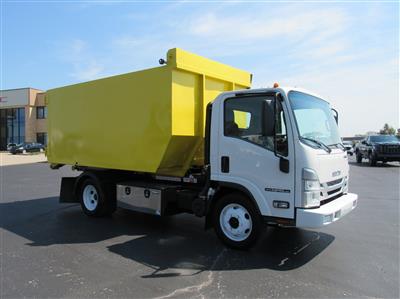2024 Isuzu NPRHD