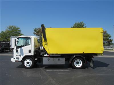 2024 Isuzu NPRHD