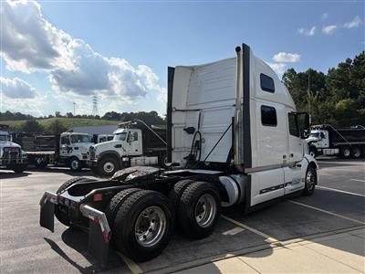 2023 Volvo VNL64T860