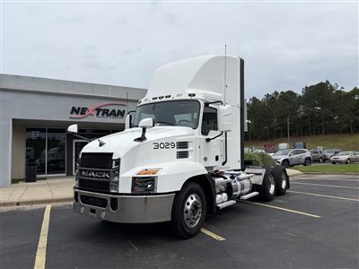 2022 Mack AN64T