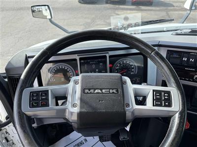 2023 Mack AN64T