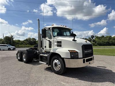 2025 Mack AN64T