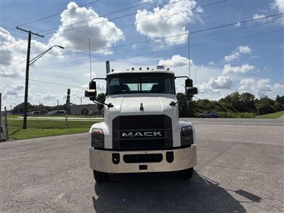 2025 Mack AN64T
