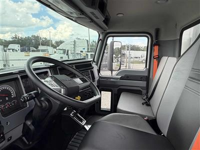 2027 Mack MD6 42R