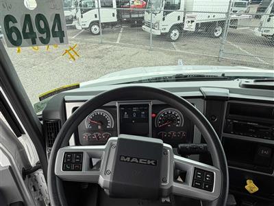 2027 Mack MD6 42R