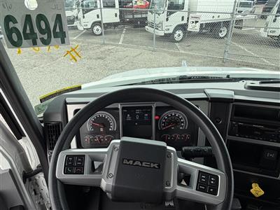 2027 Mack MD6 42R
