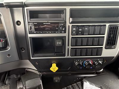 2027 Mack MD6 42R