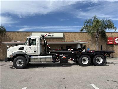 2027 Mack GR64B