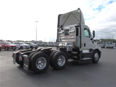 2021 Freightliner CA126DC
