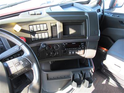 2024 Volvo VNL64T860