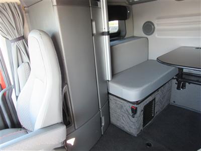 2024 Volvo VNL64T860