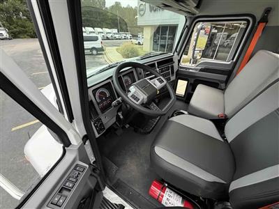 2027 Mack MD6 42R