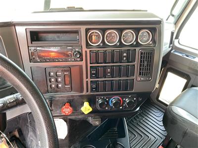 2023 Mack GR64F