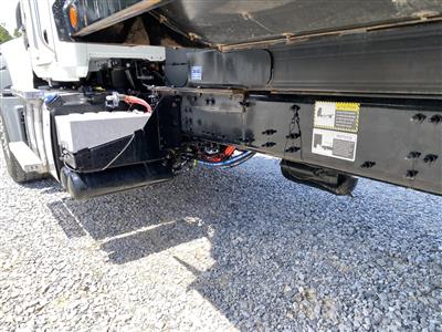 2023 Mack GR64F