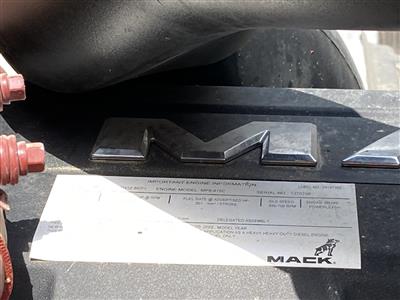 2023 Mack GR64F