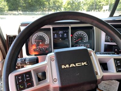2023 Mack GR64F