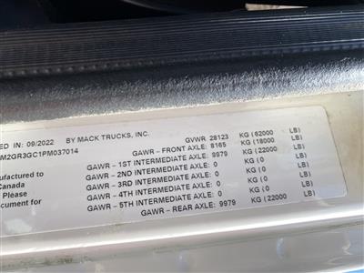2023 Mack GR64F
