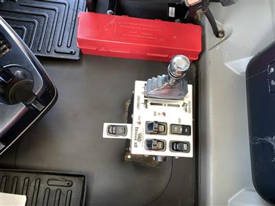 2023 Mack GR64F