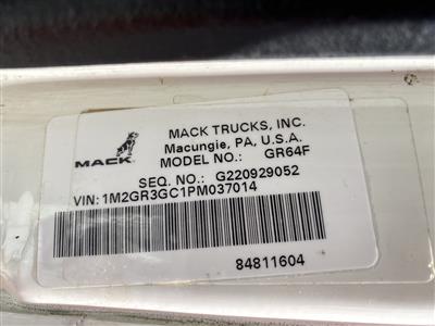2023 Mack GR64F
