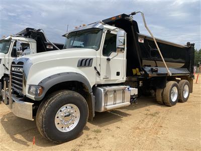2023 Mack GR64F