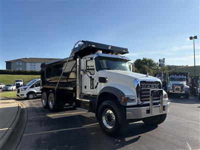 2025 Mack GR64FT