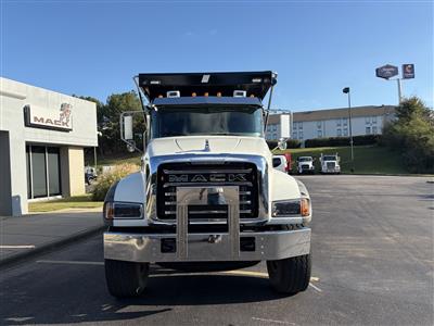 2025 Mack GR64FT