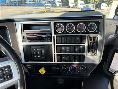 2025 Mack GR64FT