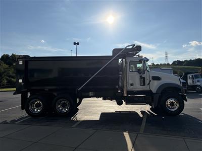 2025 Mack GR64FT