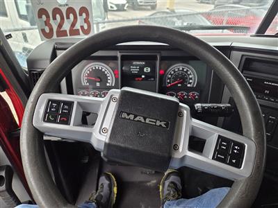2019 Mack GR84F