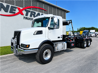 2027 Volvo VHD64B300