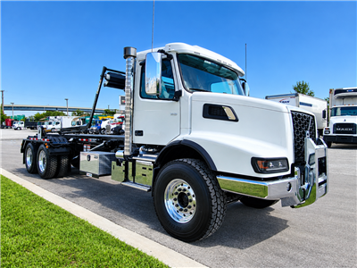 2027 Volvo VHD64B300