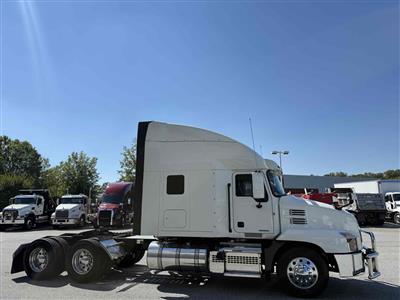 2022 Mack AN64T