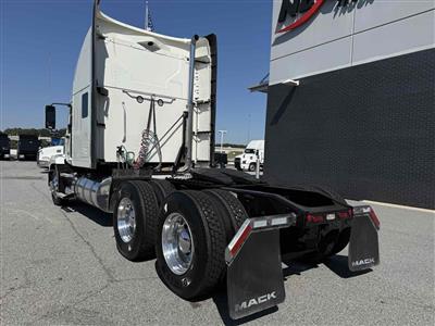 2022 Mack AN64T