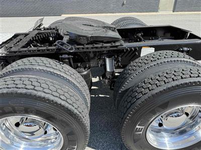 2022 Mack AN64T