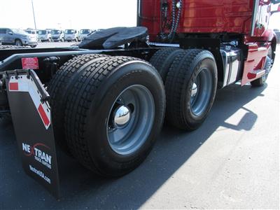 2022 Volvo VNR64T300