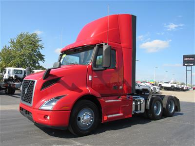 2022 Volvo VNR64T300