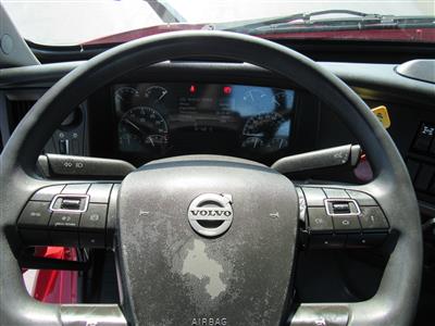 2022 Volvo VNR64T300