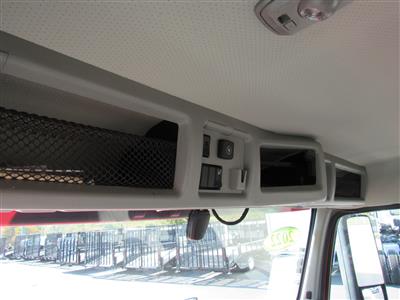 2022 Volvo VNR64T300