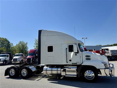 2022 Mack AN64T