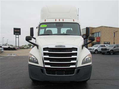 2021 Freightliner Cascadia Day Cab